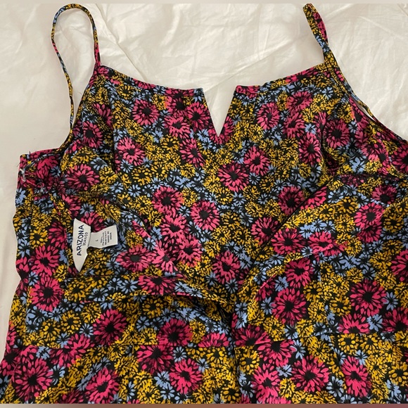 Arizona Jean Co. Floral Romper with Pockets - Picture 2 of 5